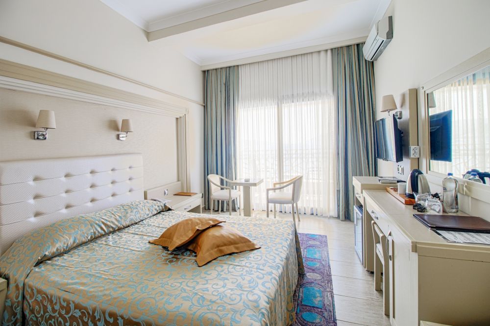 Standart LV/SV, Azka Hotel 5*