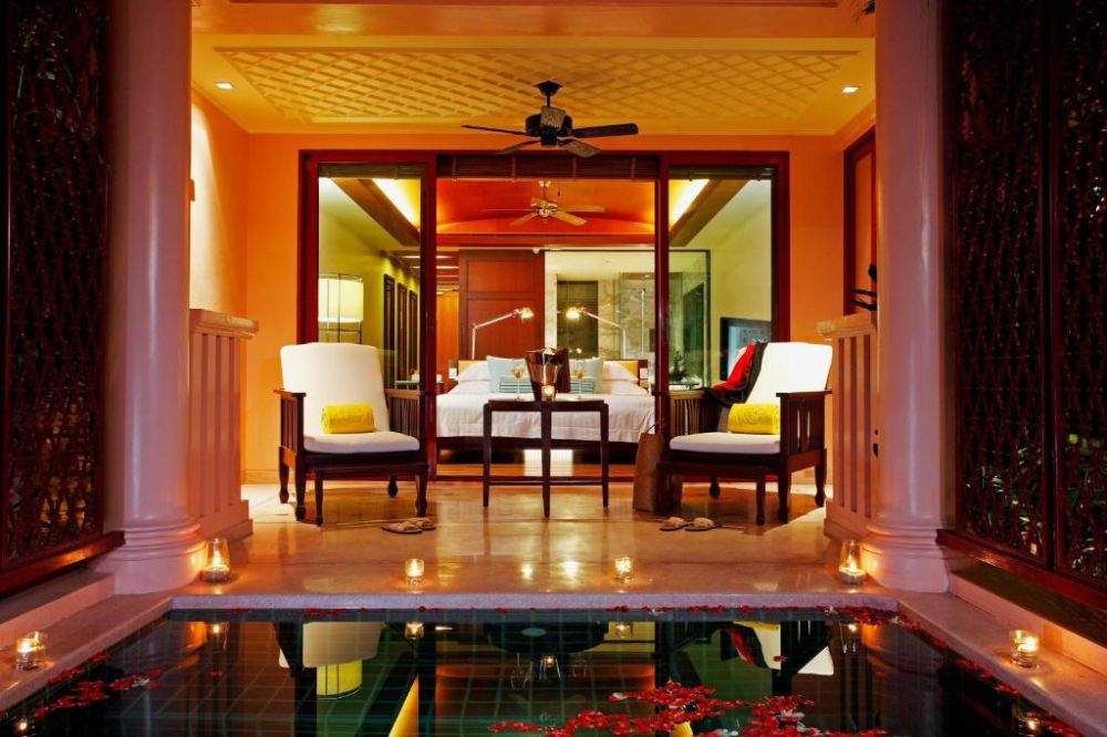 Deluxe Pool Suite, Centara Grand Beach Resort Phuket 5*