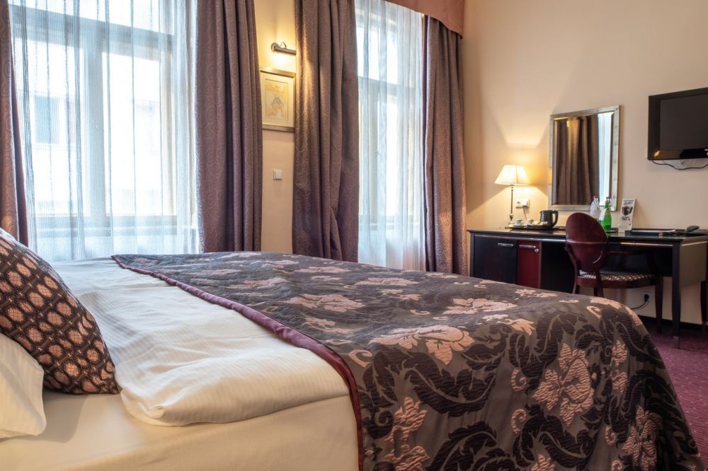 Junior Suite, Embassy Prague 4*