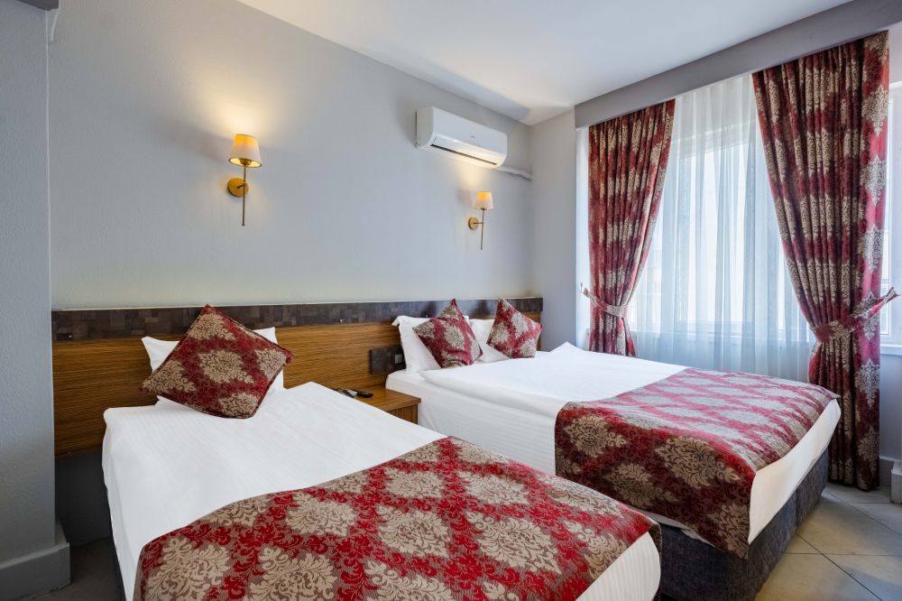 Standard Room, Mevre Hotel 3*