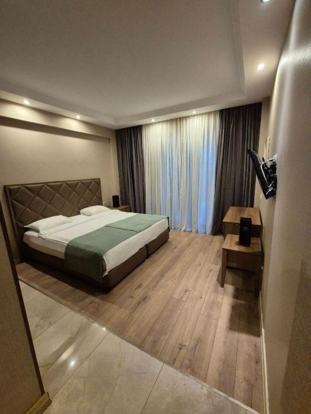 apartment studio, Grand Hotel Mimino 4*