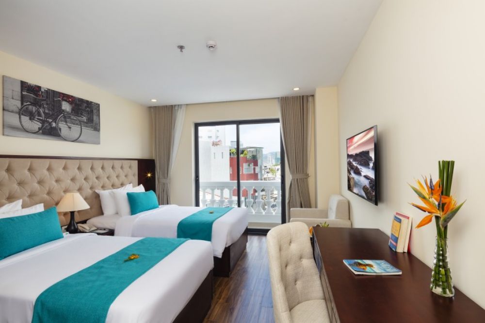 Senior Sea View with Balcony, Florida Hotel Nha Trang 4*