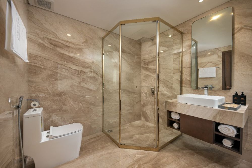 Presidential Suite, Golden Lotus Grand Hotel 4*