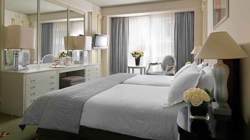 Superior Room City View, NJV Athens Plaza 5*