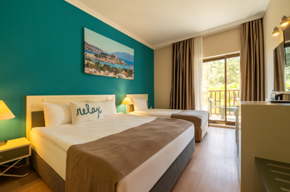 Large Room Land View, Green Bay (ex. Crystal Green Bay) 5*