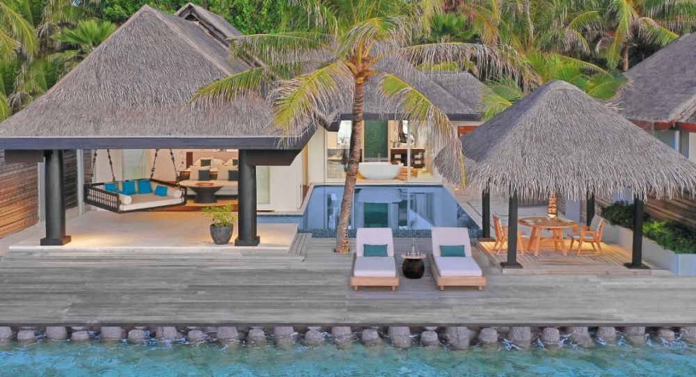 Ocean House With Pool, Naladhu Maldives 5*