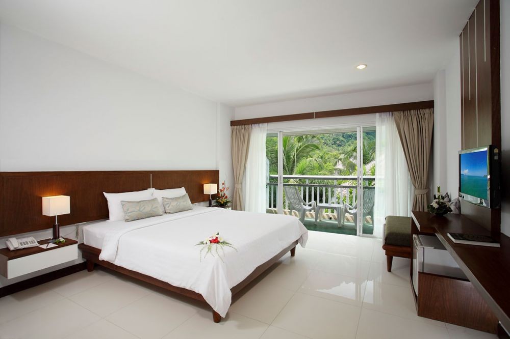 Standard, Peace Laguna Resort & SPA 4*