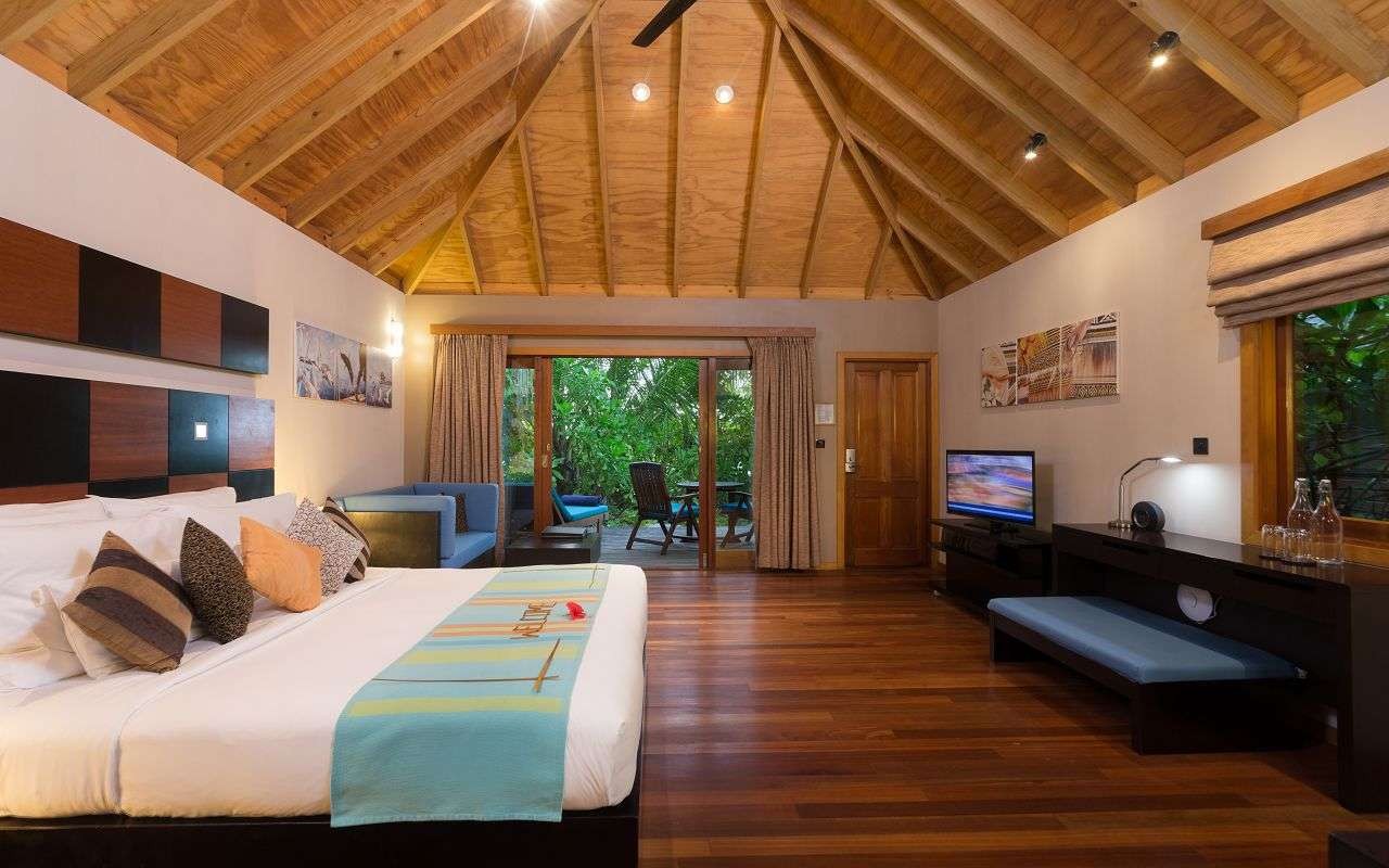 Beach Villa, Veligandu Island Resort 4*