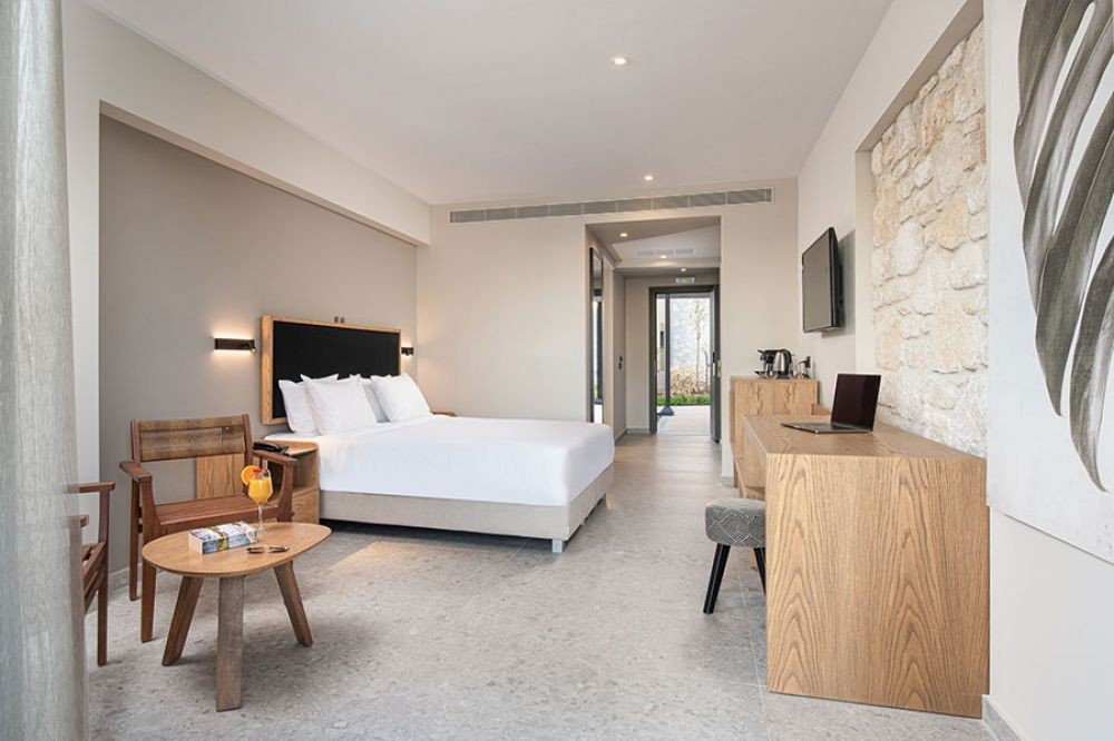 Superior Room SSV/Sea Front, Portes Lithos Luxury Resort 5*