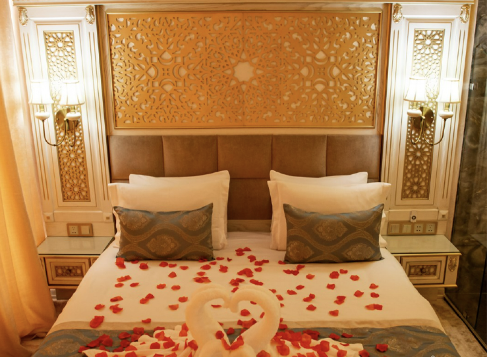 Luxe Honeymoon, Dilimah 4*