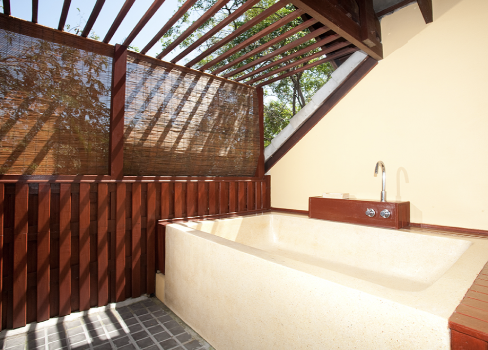 Duplex Suite, Baan Talay Dao 3*