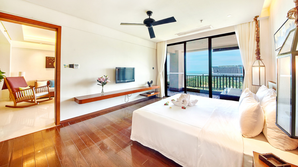 Deluxe OV Suite, Ocean Sonic Resort Sanya 5*