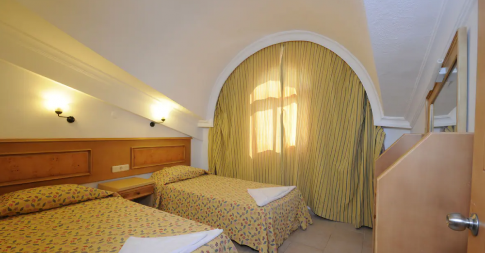 Anex Attic Apartment, Kocer Club Apart 3*