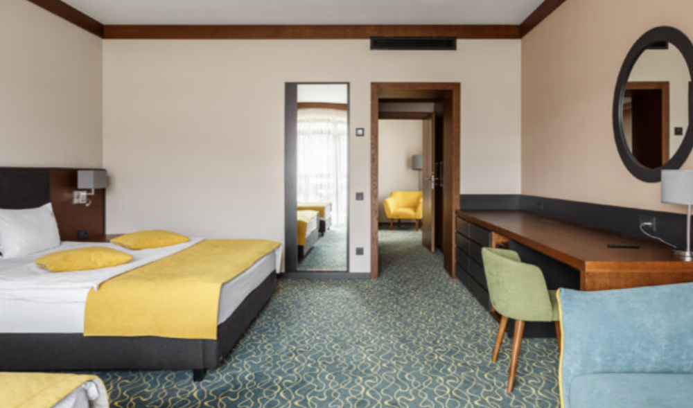 Полулюкс семейный (корпус Панорама), Vedmezha Gora Family Resort & SPA 4*