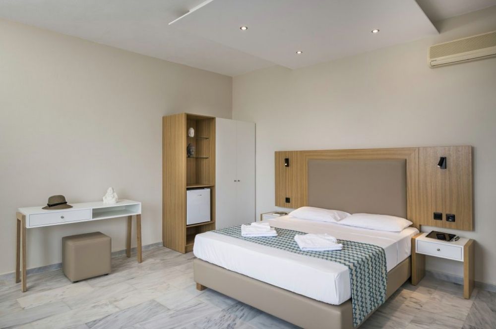 Superior Room, Summer Beach 4*