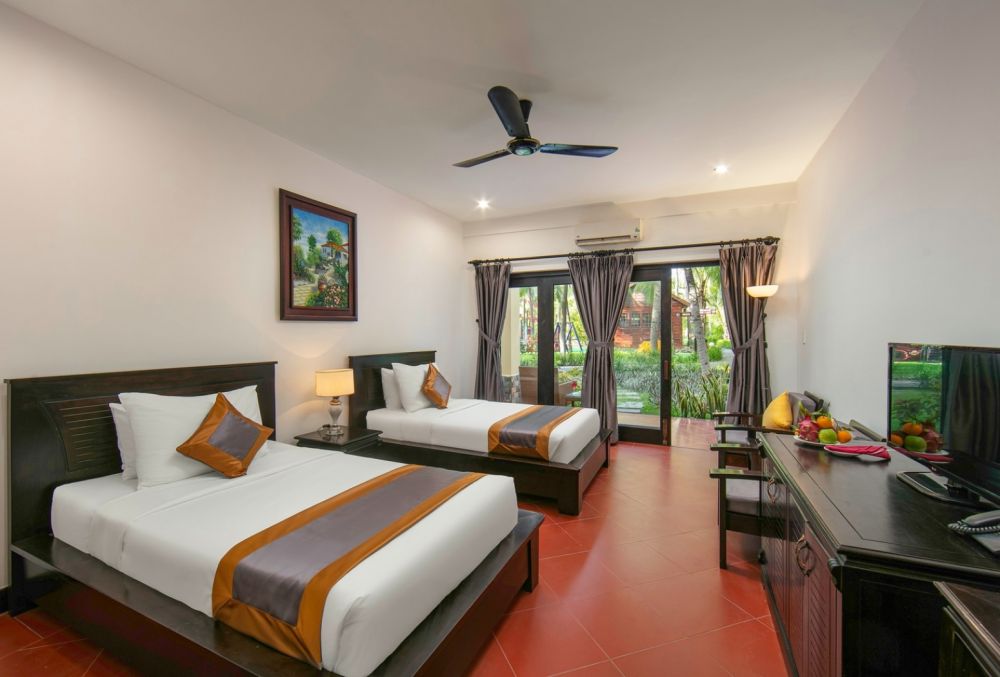 Superior Garden View, Sea Lion Beach Resort & Spa 4*