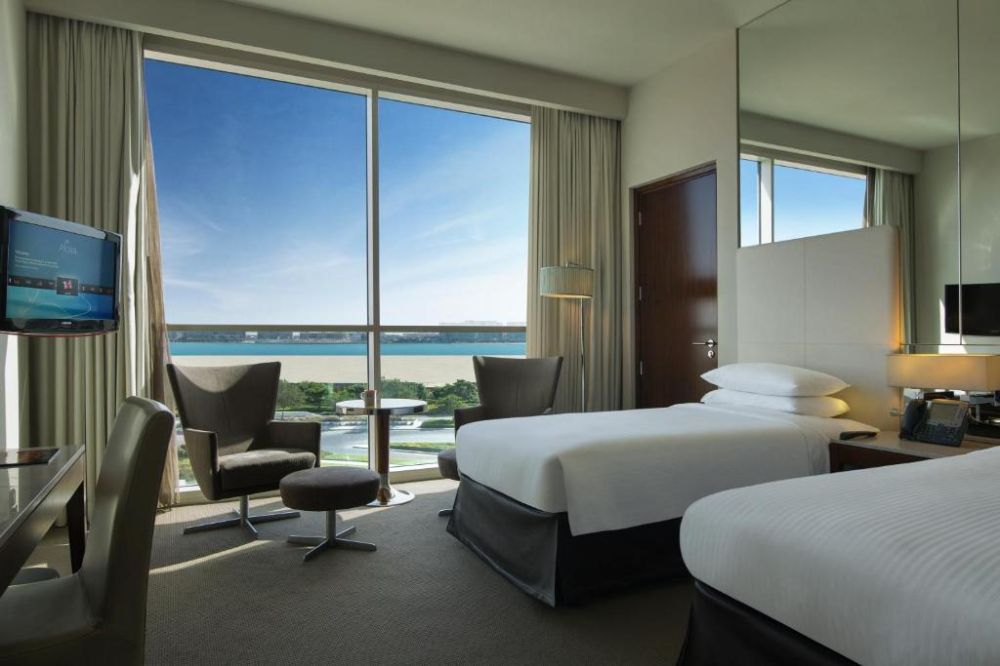 Centro Plus Room, Centro Yas Island Rotana 3*