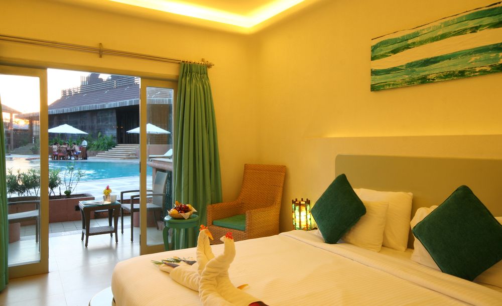 Deluxe Room, The Golden Crown Hotel & Spa 4*