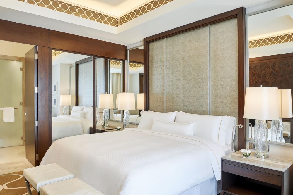 Family Suite, Hilton Dubai Al Habtoor City 5*