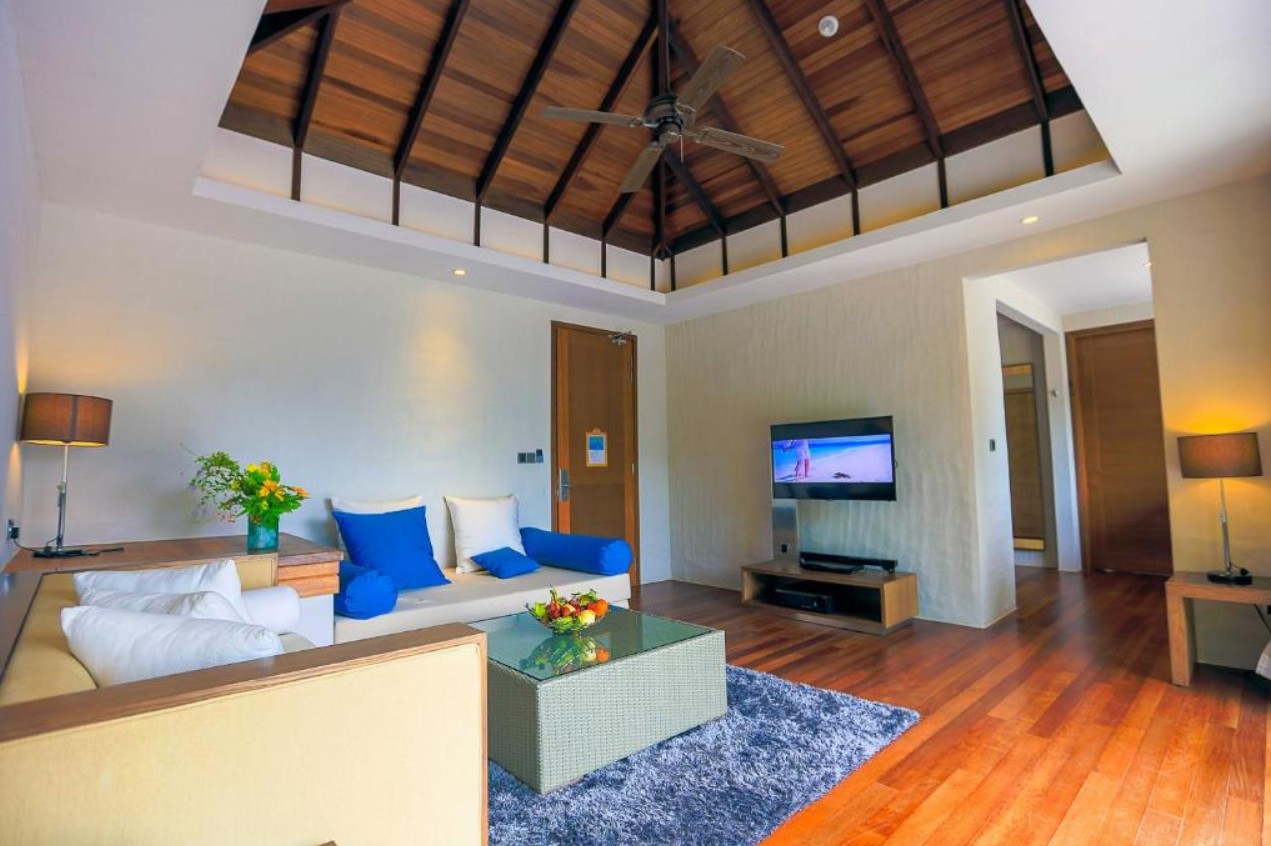 Deluxe Sunset Beach Villa With Pool, Hideaway Beach Resort Maldives 5*