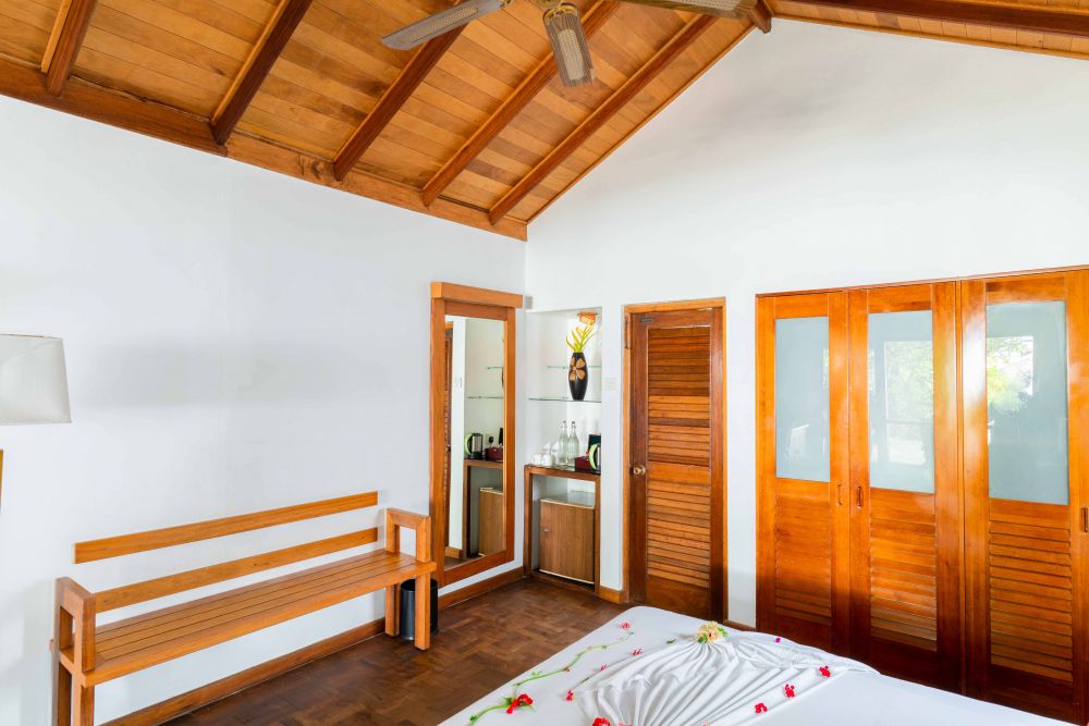 Deluxe Sunset Villa, NH Collection Maldives Reethi Resort (ex. Reethi Beach Resort) 4*