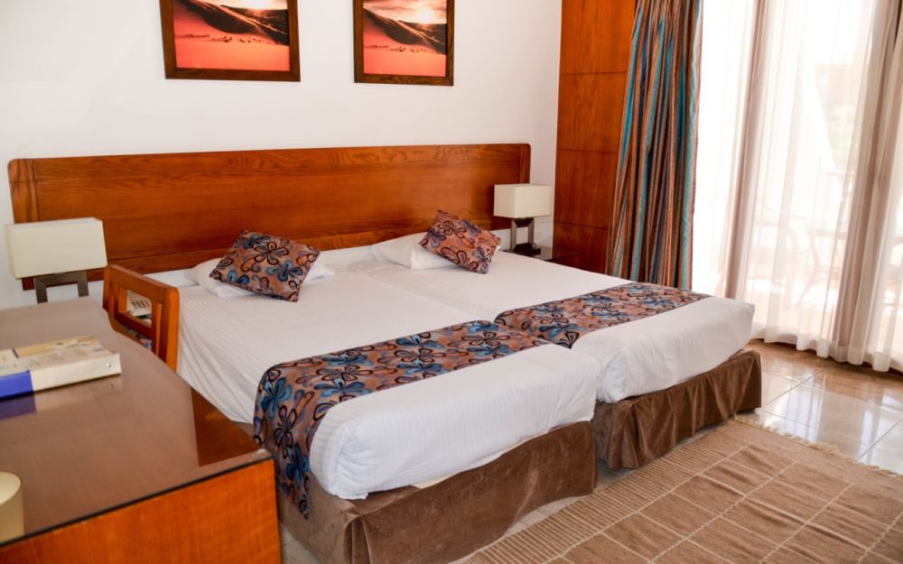 Superior Side Sea View Room, Swiss Inn Dahab 4*