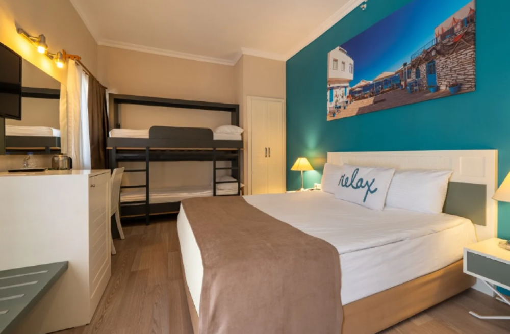 Standard Room With Bunkbed, Green Bay (ex. Crystal Green Bay) 5*