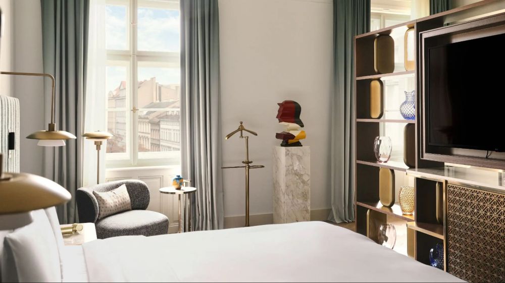 Junior Suite, Andaz Prague 4*