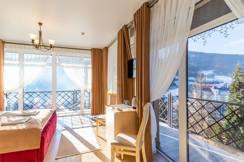 Панорамный люкс, Gold Palace Bukovel 3*