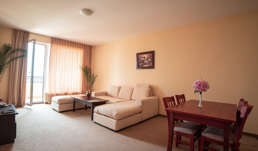 One Bedroom Apartment, Paradise Green Park 3*