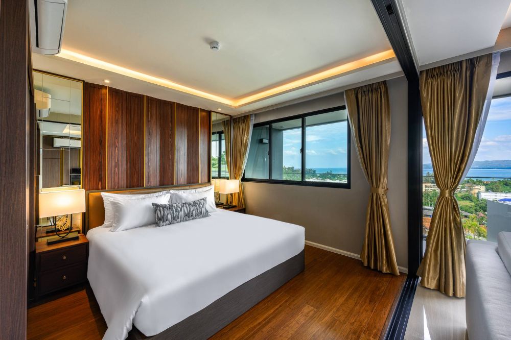 Grande 3 Bedroom Suite OV With Jacuzzi, Mida Grande Resort Phuket 5*