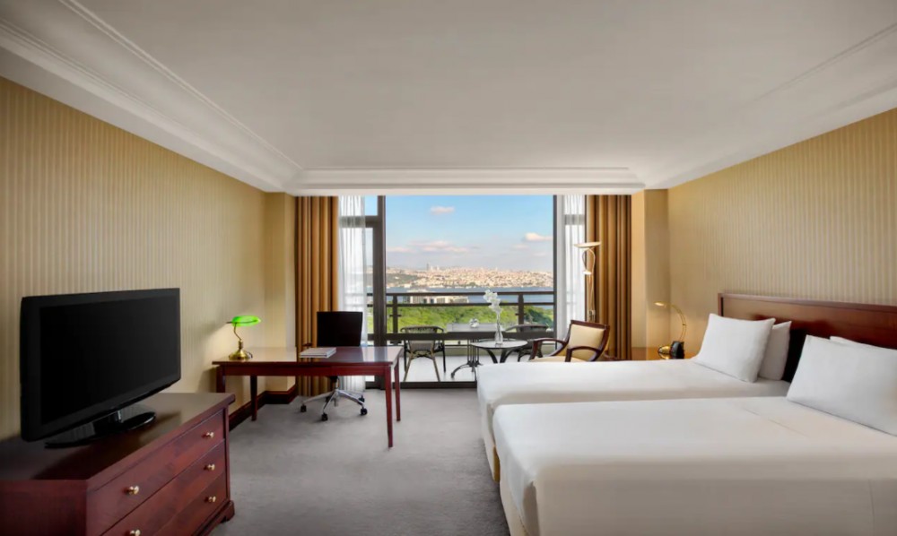 Deluxe Room Bosphorus View, Hilton Istanbul Bosphorus 5*