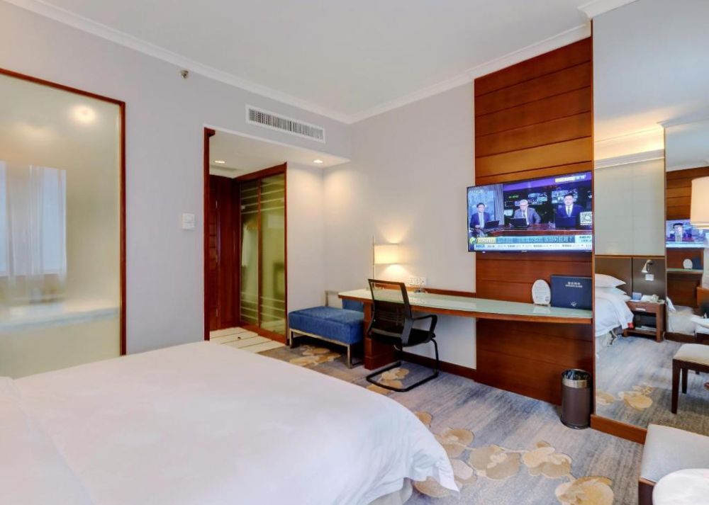 Standard, Guangzhou Ocean Hotel 4*