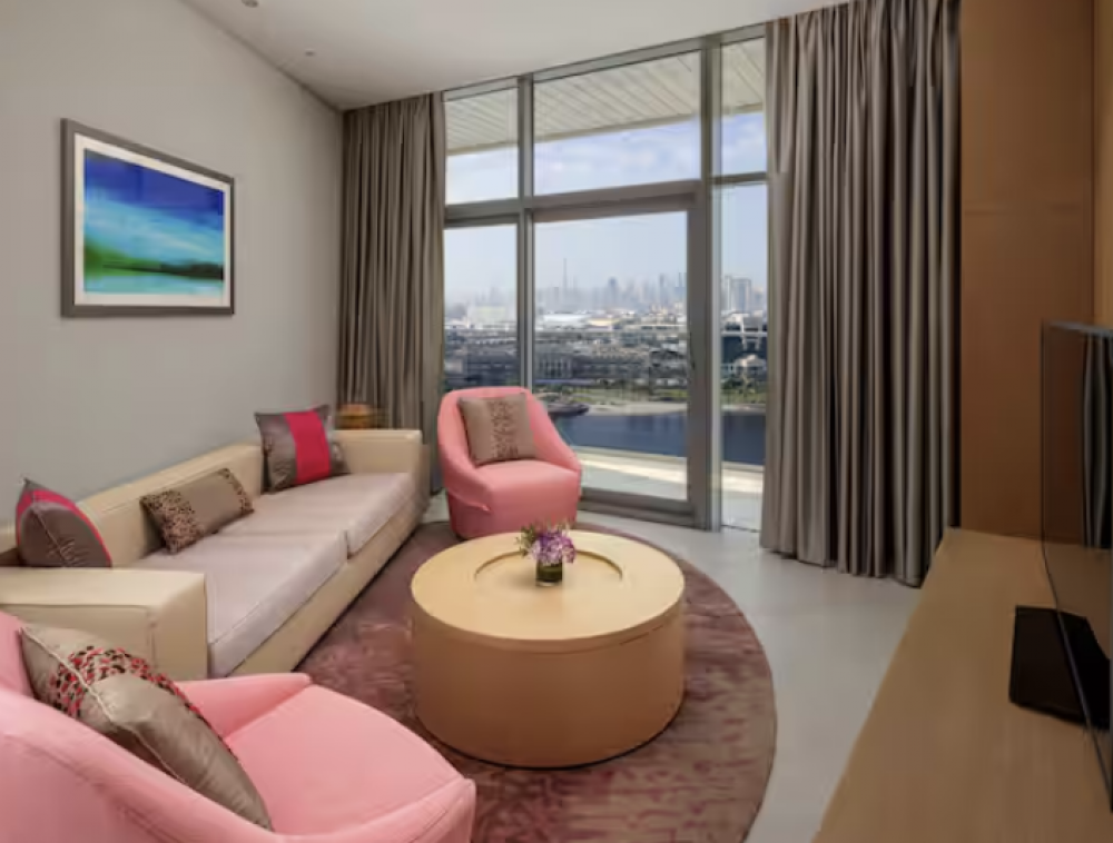 One Bedroom Apartment with Creek View, Hilton Dubai Creek Hotel & Residences 5*