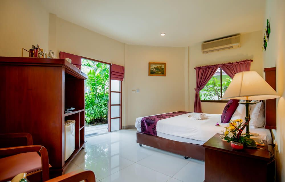 Cottage Room, Hua Ting Holiday Inn (ex. Patong Leelavadee Phuket) 4*