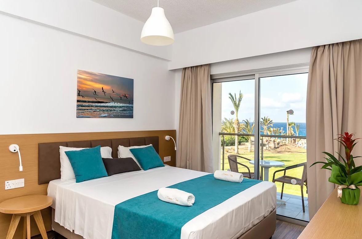 1 bedroom Apartment, Helios Bay Hotel 3*