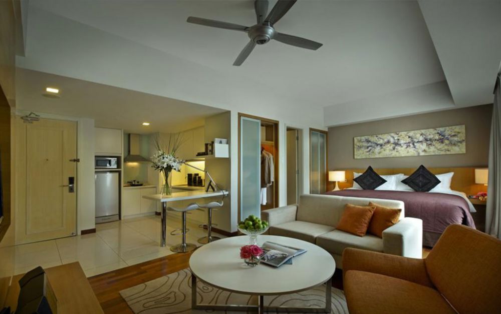 One Bedroom Executive, Cormar Suites 5*