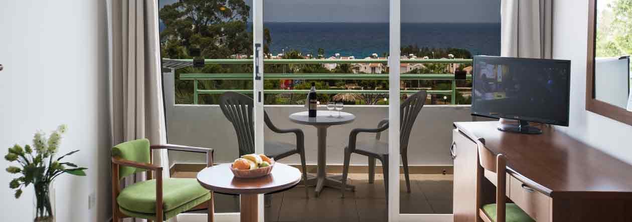 Double Twin Room, Adelais Bay 3*