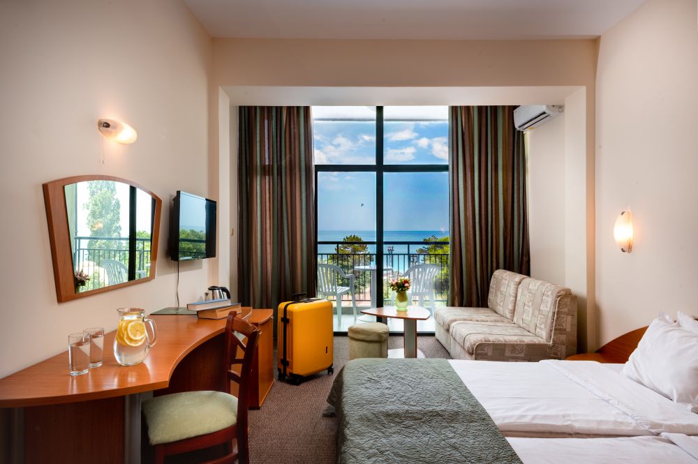 SEA VIEW, Palm Beach Golden Sands 4*