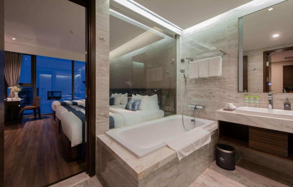 Suite Triple, Queen Ann Nha Trang Hotel 5*