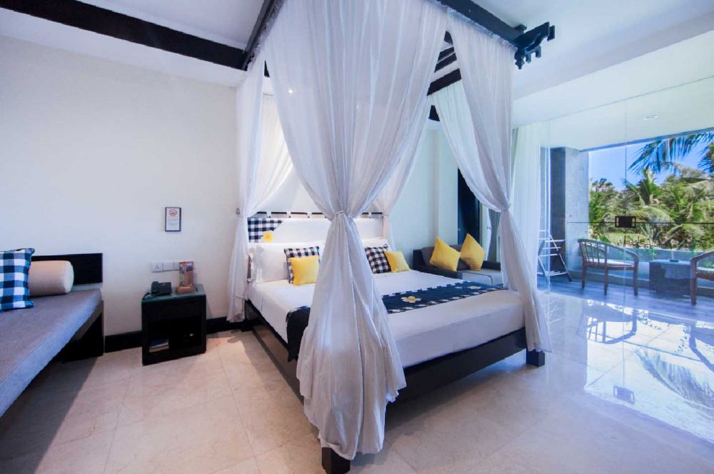 Deluxe Garden Room, Legian Beach Hotel 4*