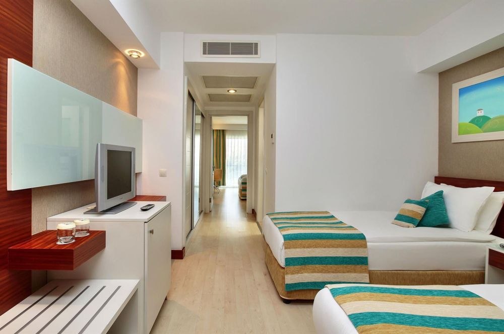 Family Room, Sunis Evren Beach 5*