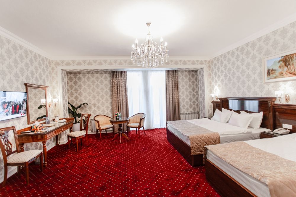 Suite, Konstantin Plaza 4*