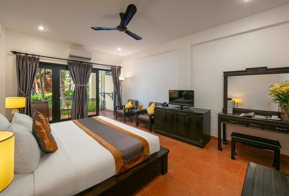 Superior Garden View, Sea Lion Beach Resort & Spa 4*