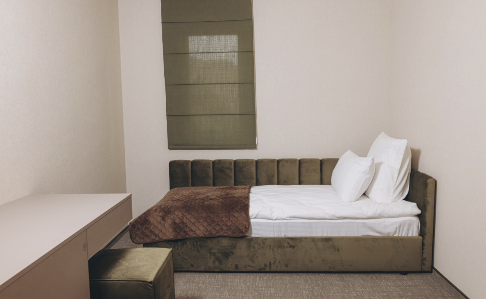 Полулюкс модерн 3-местный, GasthauS & SPA 4*