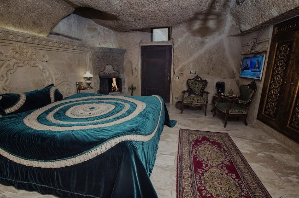 Grand Cave Room, Elika Cave Suites 5*