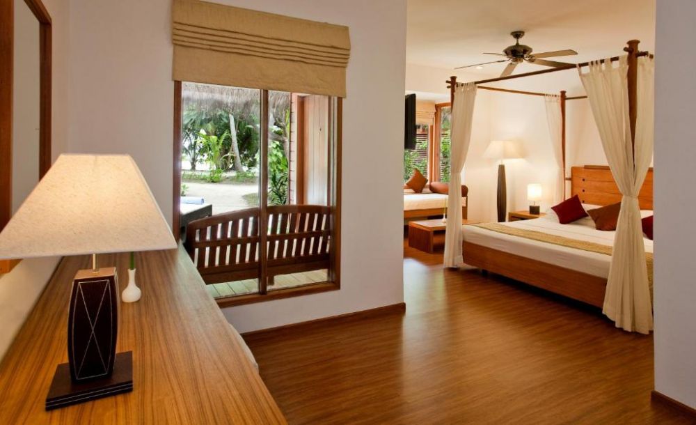 Beach Bungalow, Kuramathi Maldives (ex. Kuramathi Island Resort) 4*