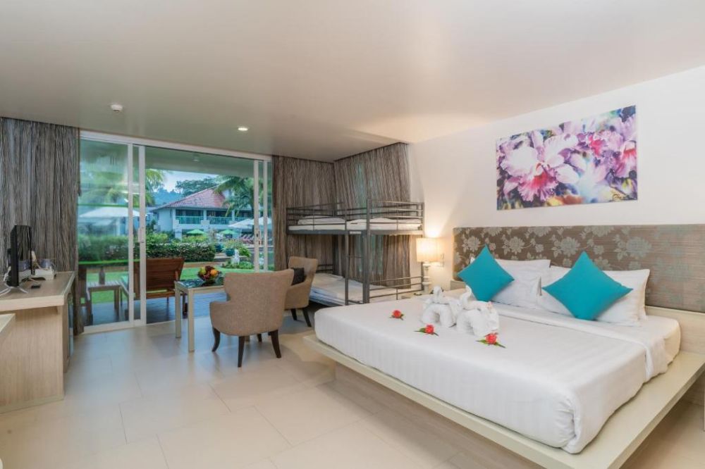 Deluxe Family Garden, The Briza Beach Resort, Khao Lak 4*