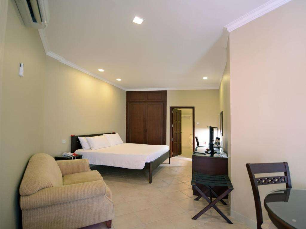 Superior Room, Berjaya Beau Vallon Bay Hotel 3*