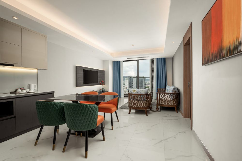 Executive 2-Bedroom Suite City or River View, Centre Point Danang Hotel & Residence 5*